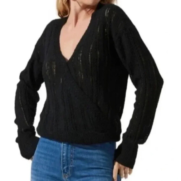 NWT ASTR The Label Women's Black Wrap Front Pointelle Sweater Size M - Picture 1 of 10